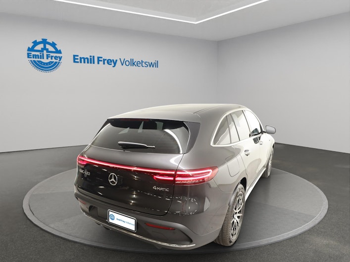 Vehicle image MERCEDES-BENZ EQC 400