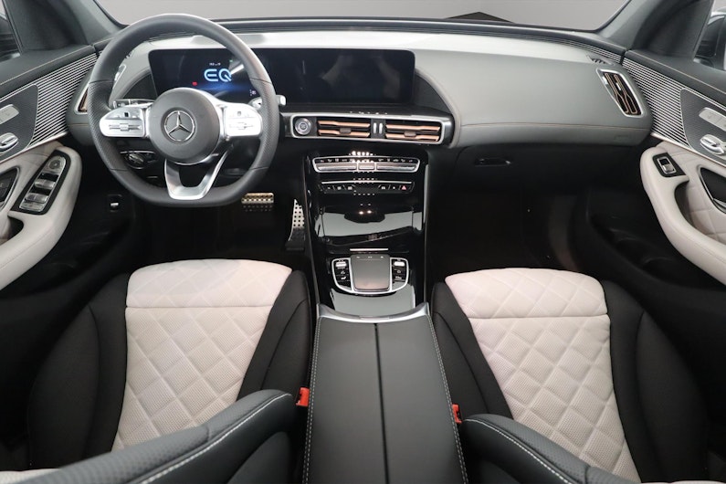 Vehicle image MERCEDES-BENZ EQC 400