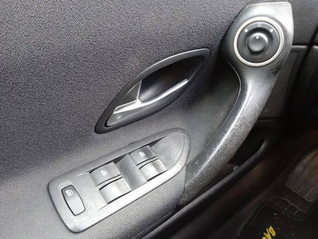 Renault Laguna Grandtour 1.9 dCi DPF Emotion