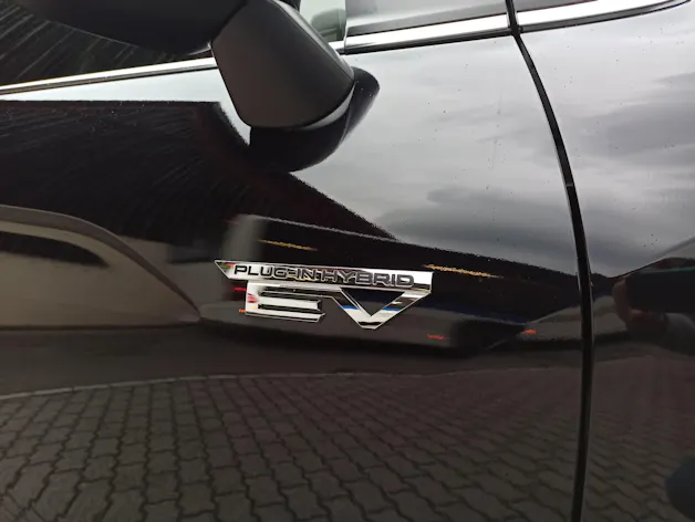 Mitsubishi Eclipse Cross 2.4 PHEV Style Business 4x4