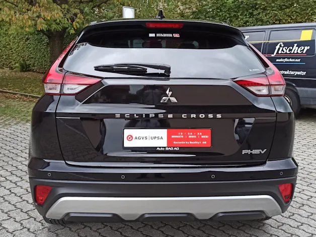 Mitsubishi Eclipse Cross 2.4 PHEV Style Business 4x4