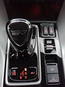 MITSUBISHI ECLIPSE CROSS 20