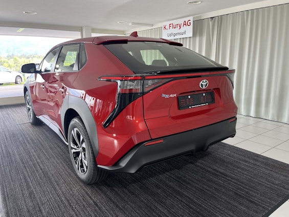 Vehicle image 2 Vehicle image 2