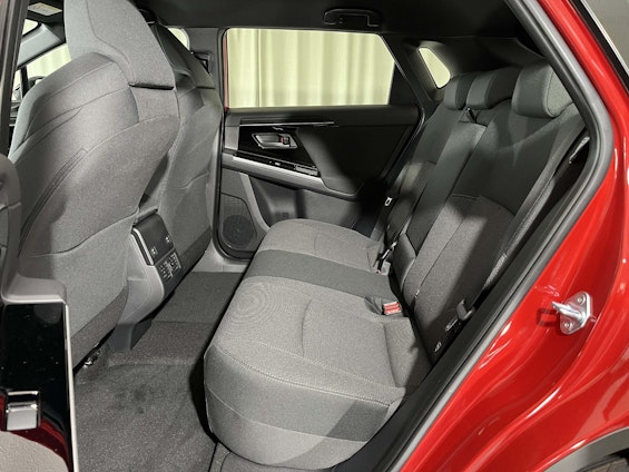 Vehicle image 6 Vehicle image 6