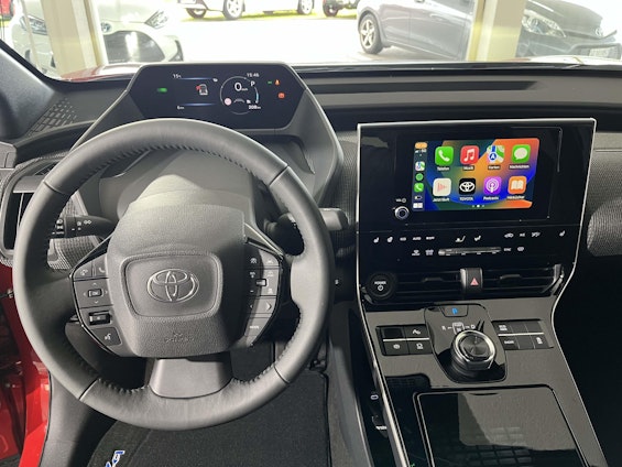 Vehicle image 8 Vehicle image 8