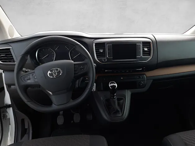 Toyota PROACE Verso L1 2.0 D Trend