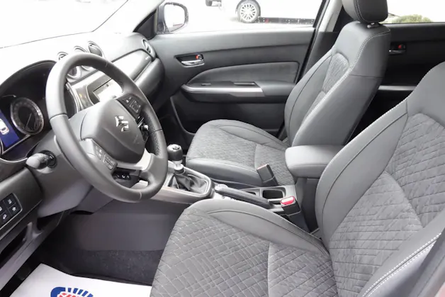 Suzuki Vitara 1.4 T Compact Top Hybrid 4x4