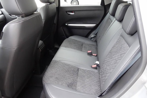 Vehicle image 5 Vehicle image 5