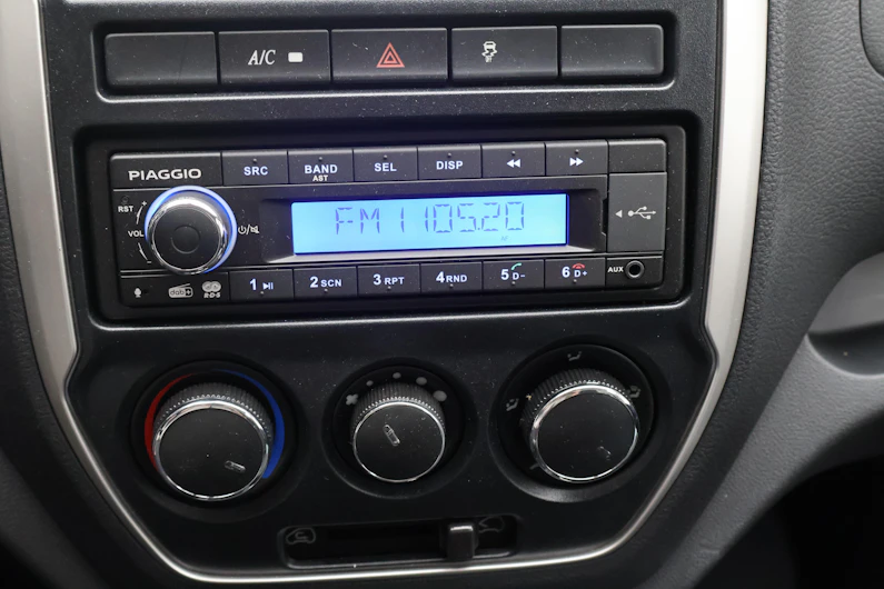 Fahrzeugbild PIAGGIO PORTER