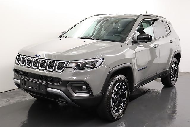 JEEP Compass 1.3 Outdoor 4xe: Jetzt Probefahrt buchen!