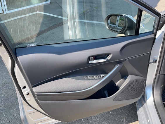 Vehicle image 12 Vehicle image 12