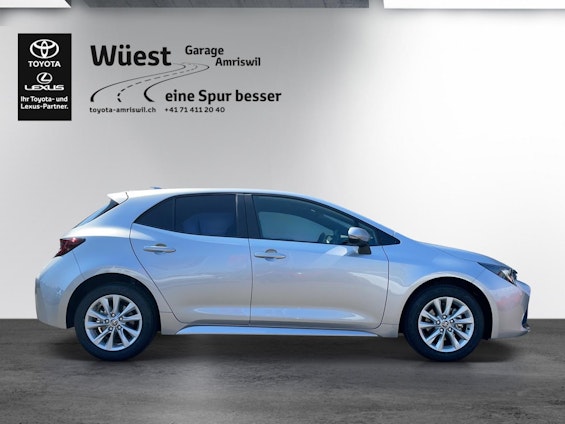 Vehicle image 5 Vehicle image 5