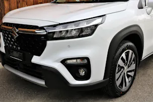 Suzuki S-Cross 1.5 Compact Top Hybrid 4x4