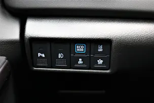 Suzuki S-Cross 1.5 Compact Top Hybrid 4x4