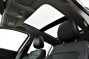 Suzuki S-Cross 1.5 Compact Top Hybrid 4x4