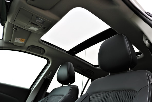 Vehicle image 9 Vehicle image 9