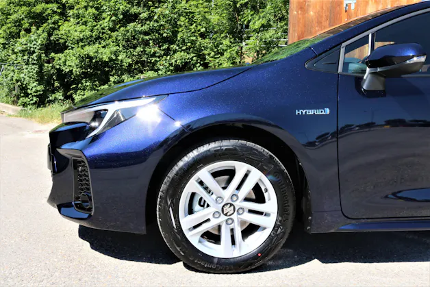 Suzuki Swace 1.8 Compact Top Hybrid