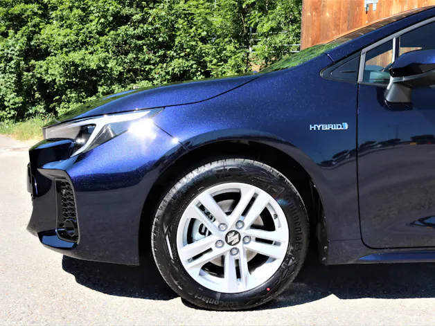 Suzuki Swace 1.8 Compact Top Hybrid