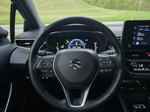 Suzuki Swace 1.8 Compact Top Hybrid