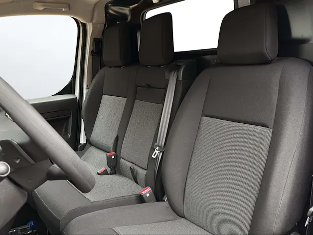 Toyota PROACE Van L2 2.0 D Advanced
