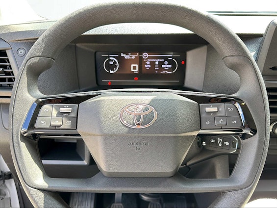 Vehicle image 12 Vehicle image 12