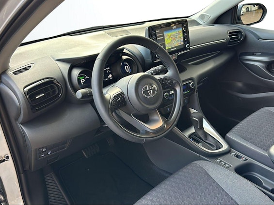 Vehicle image 10 Vehicle image 10