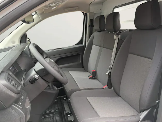 Toyota PROACE Kab.-Ch. H1 L1 2.0 D mit Alubrücke
