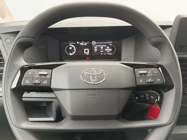 Toyota PROACE Kab.-Ch. H1 L1 2.0 D mit Alubrücke