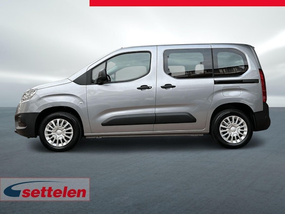 Vehicle image 8 Vehicle image 8