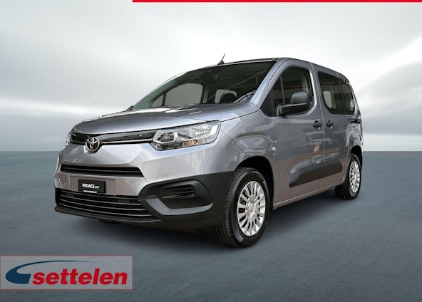 First vehicle image First vehicle image