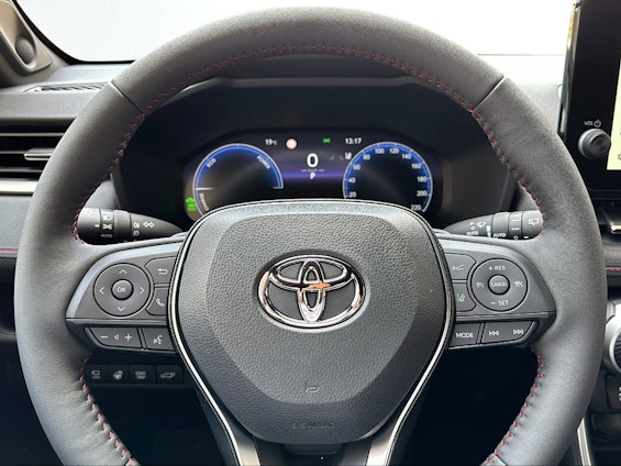 Vehicle image 15 Vehicle image 15