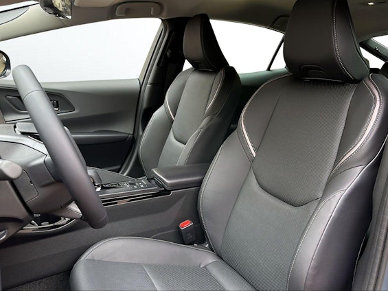 Vehicle image 9 Vehicle image 9