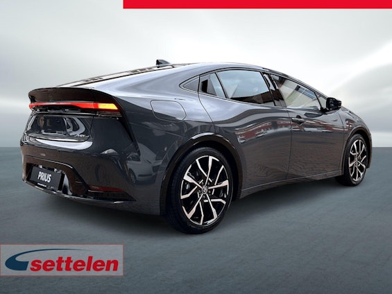 Vehicle image 4 Vehicle image 4