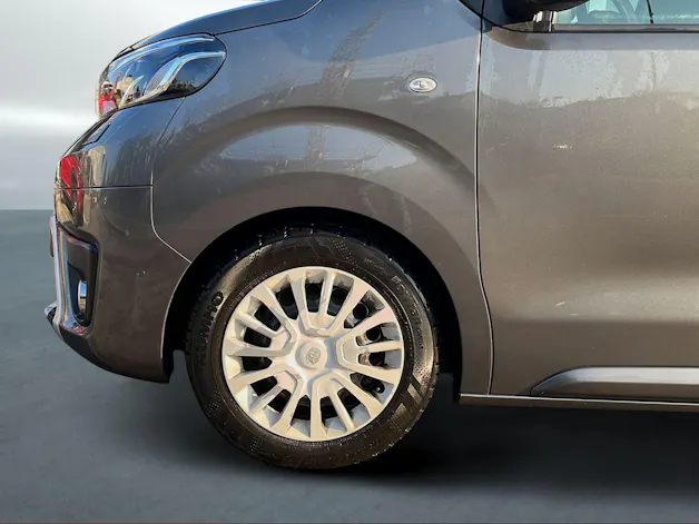 Toyota PROACE Verso L1 2.0 D Shuttle