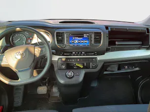 Toyota PROACE Verso L1 2.0 D Shuttle
