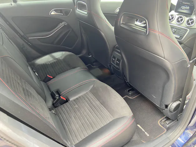 Mercedes-Benz CLA 250 AMG Line 4m Shooting Brake