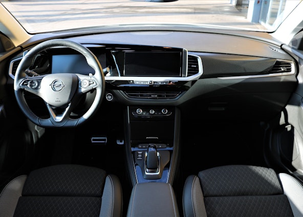 Vehicle image 3 Vehicle image 3