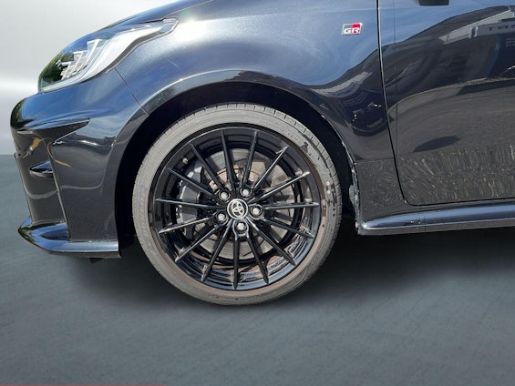 Vehicle image 2 Vehicle image 2