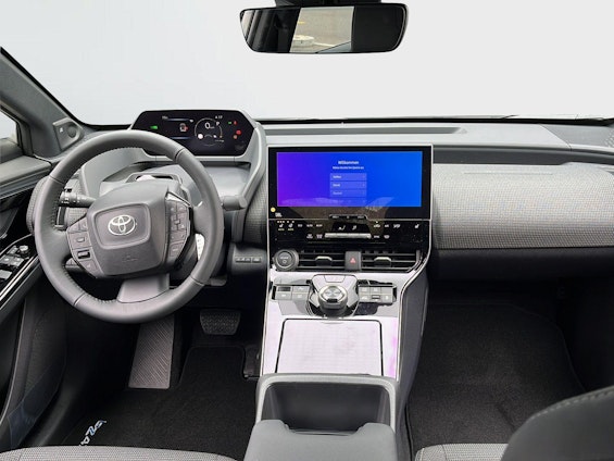 Vehicle image 8 Vehicle image 8