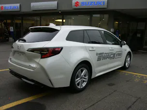 Suzuki Swace 1.8 Compact Top Hybrid