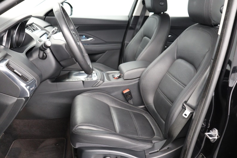 Vehicle image JAGUAR E-PACE