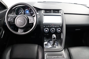 Vehicle image JAGUAR E-Pace 2.0 T 200 SE AWD