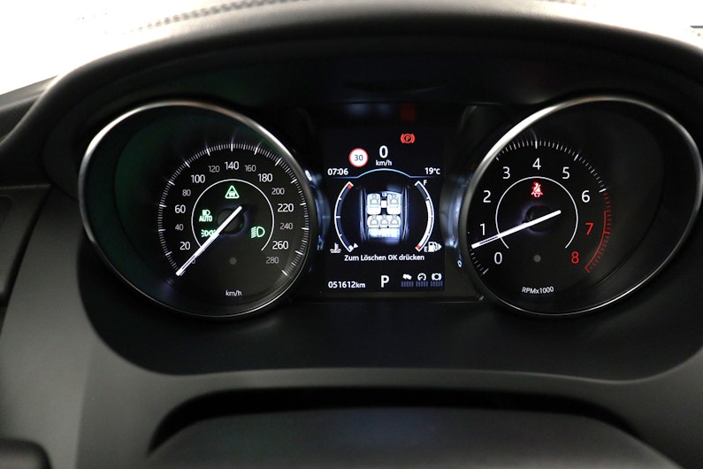 Vehicle image JAGUAR E-PACE