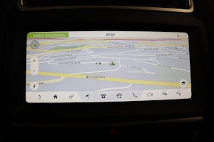 Vehicle image JAGUAR E-Pace 2.0 T 200 SE AWD