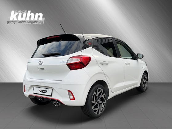 Hyundai i10: equipaggiamenti e listino prezzi 