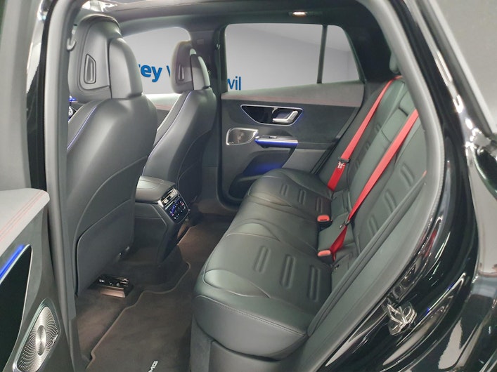 Vehicle image MERCEDES-BENZ EQE 43 AMG