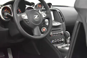 Nissan 370 Z Roadster 3.7 V6 24V Pack