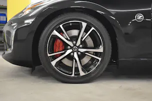 Nissan 370 Z Roadster 3.7 V6 24V Pack