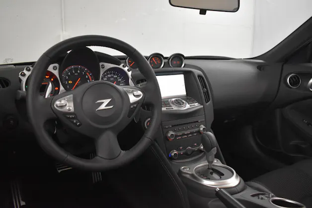 Nissan 370 Z Roadster 3.7 V6 24V Pack
