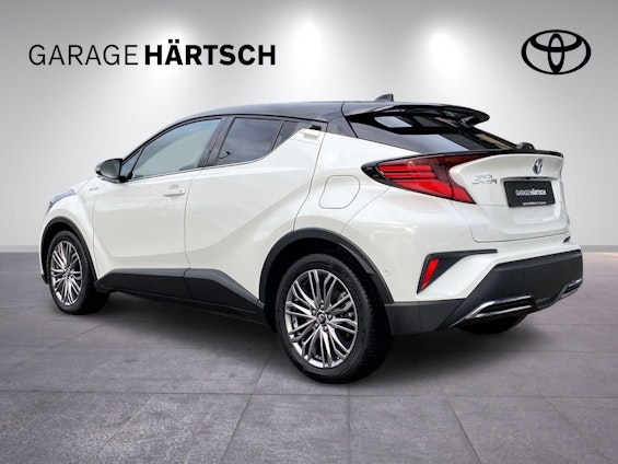 Vehicle image 3 Vehicle image 3